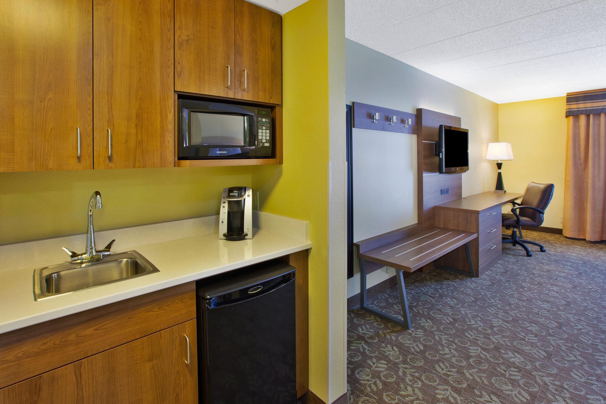 Holiday Inn Express Hotel & Suites Fort Wayne By Ihg Ellisville Exterior foto