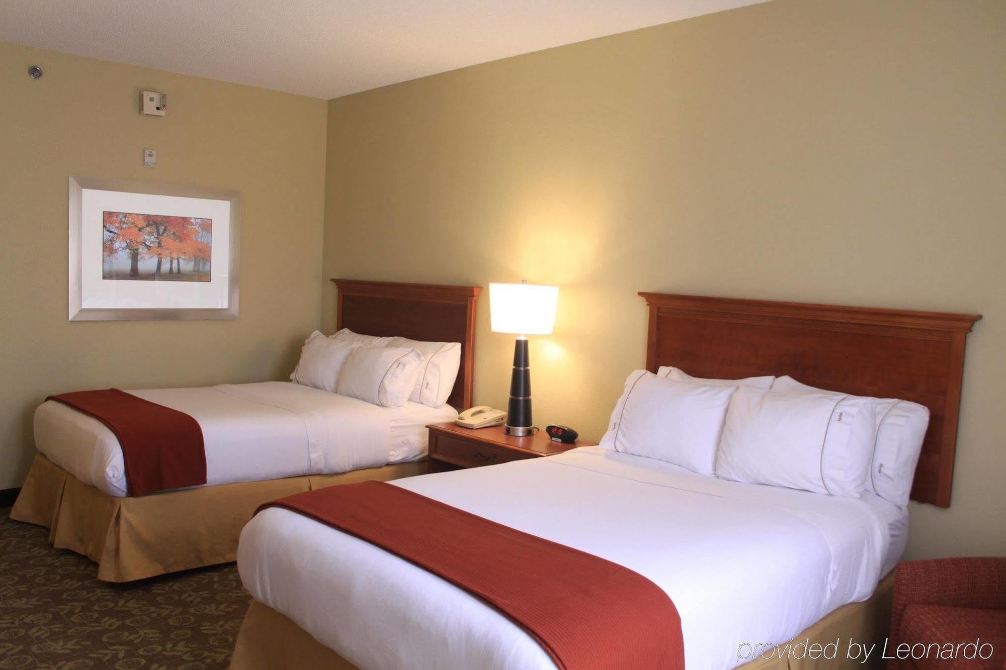 Holiday Inn Express Hotel & Suites Fort Wayne By Ihg Ellisville Exterior foto