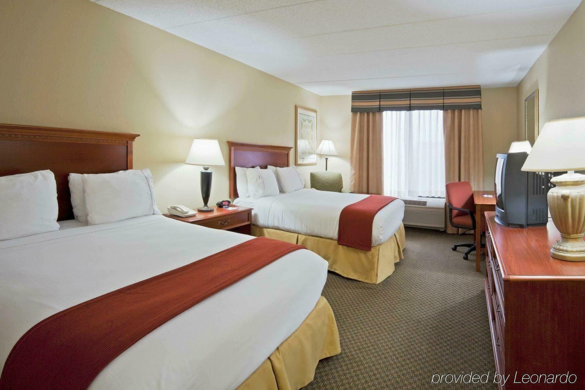 Holiday Inn Express Hotel & Suites Fort Wayne By Ihg Ellisville Exterior foto
